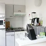 Hostnfly Apartments - Charming Cozy Studio Near The Bois De Vincennes